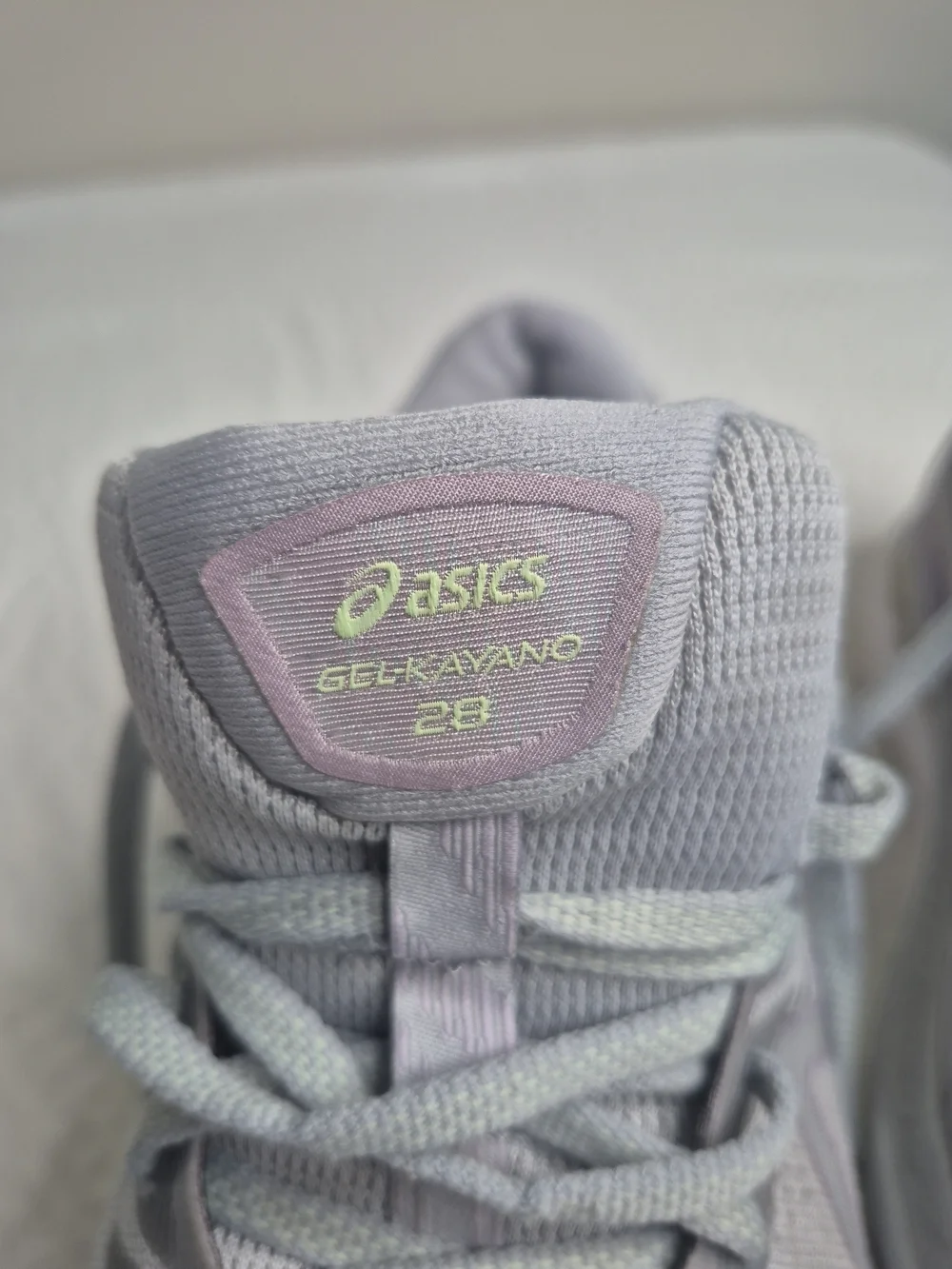 GEL-KAYANO 28 PIEDMONT GREY/SOFT LAVENDER Women size 9